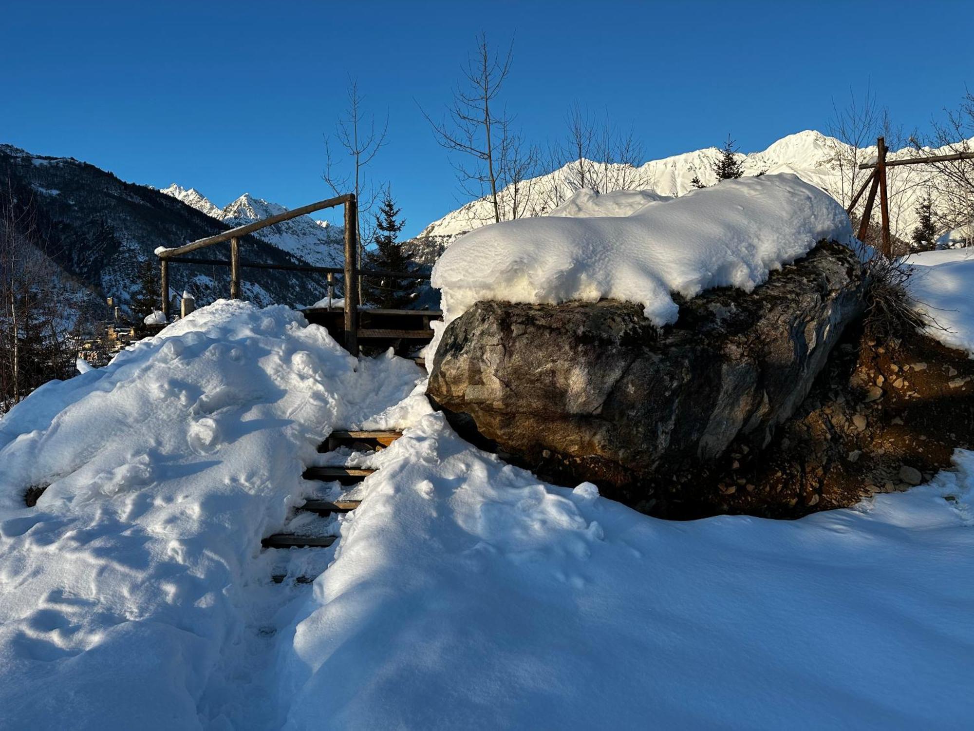 ホテル "Panorama" Kakhri メスティア エクステリア 写真